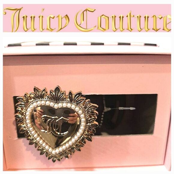 Juicy Couture JC Logo Heart Shaped Heart/Pearl Buckle Boxed Belt